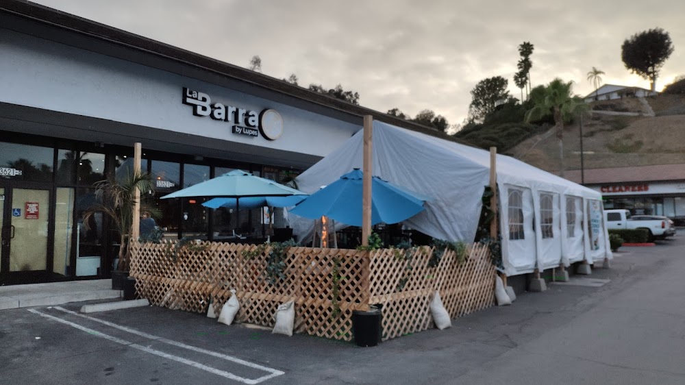 La Barra by Lupes